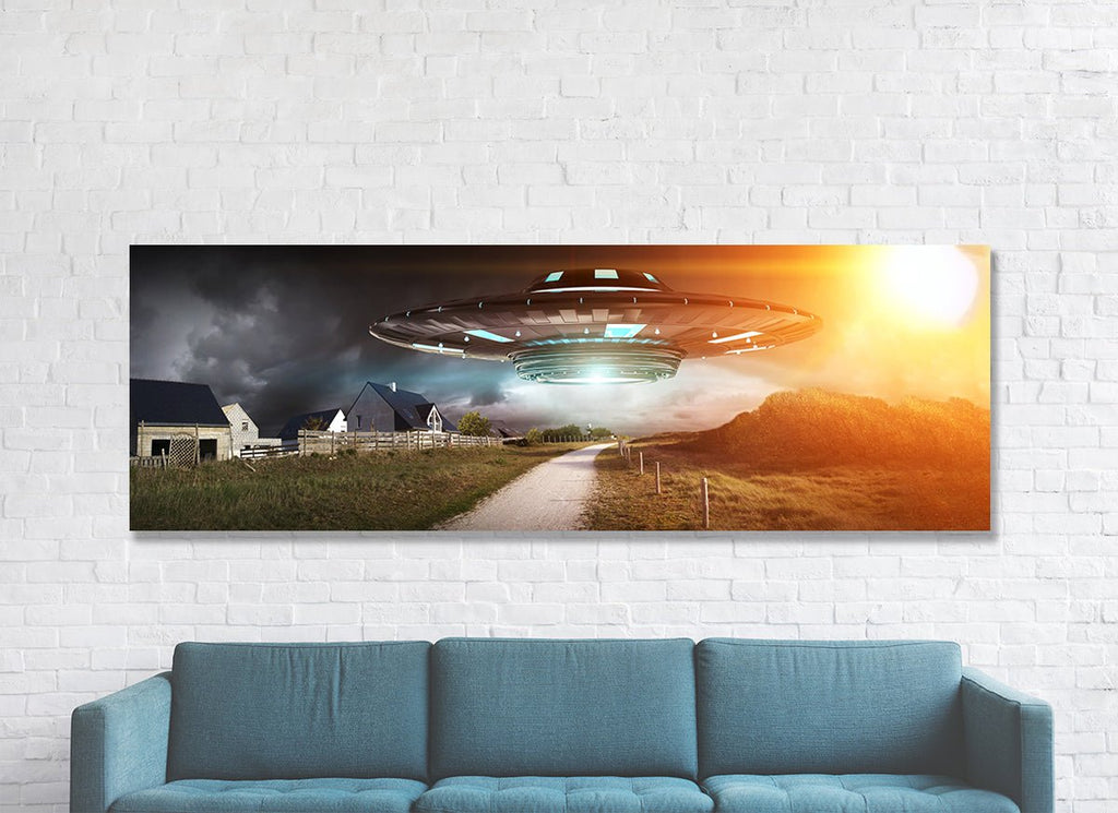 UFO Aliens Extraterrestrials Abduction Flying Saucer Framed Canvas Wall Art - Royal Crown Pro